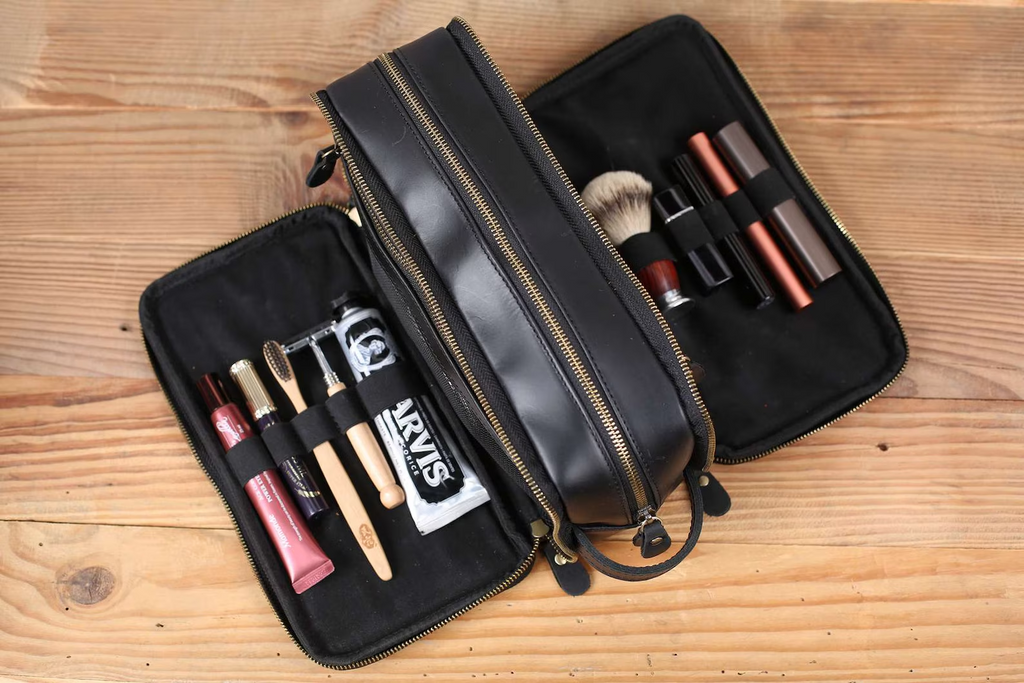 Groomsmen Gift, Personalized Leather Toiletry Bag, Leather Dopp Kit, Men's Shaving Kit