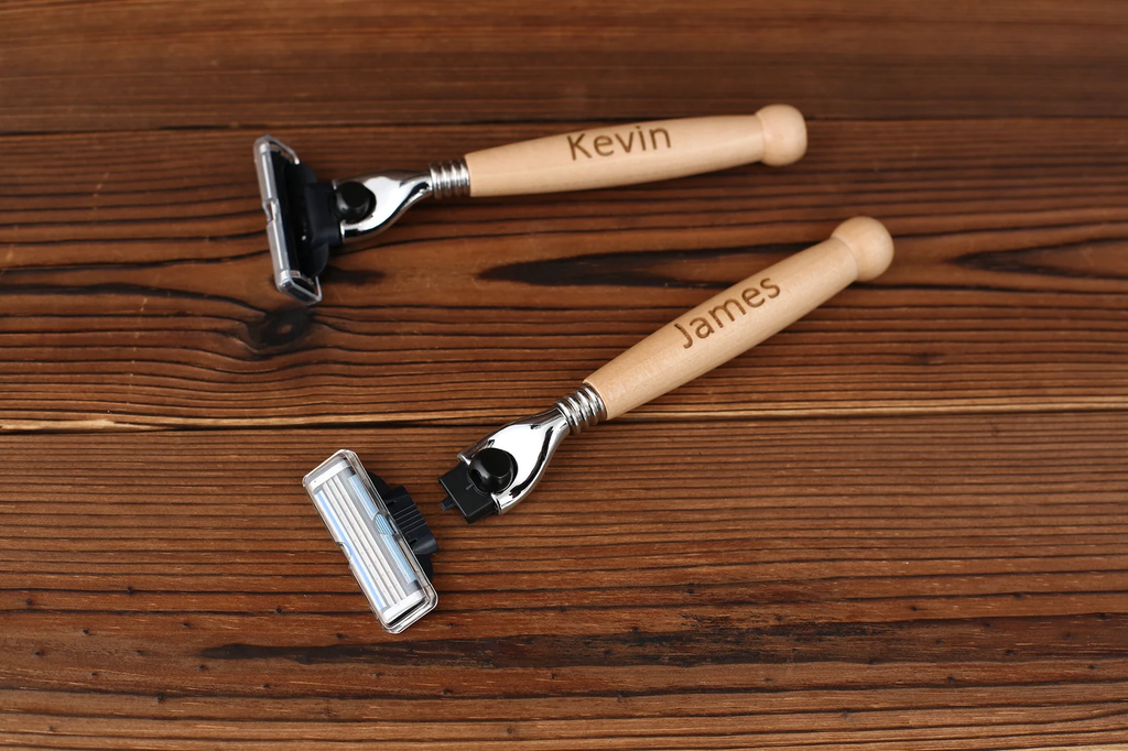 Personalized Razor with Wooden Handle, Shaving Brush, Safety Razor for Men, Groom Gift, Custom Razor, Shaving Kit for Men, Groomsmen Gift Set