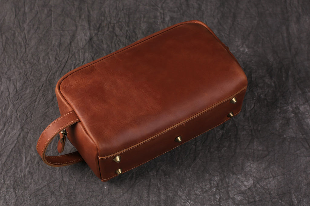 Personalized Groomsmen Gift, Leather Toiletry Bag for Groomsmen, Wedding Gift