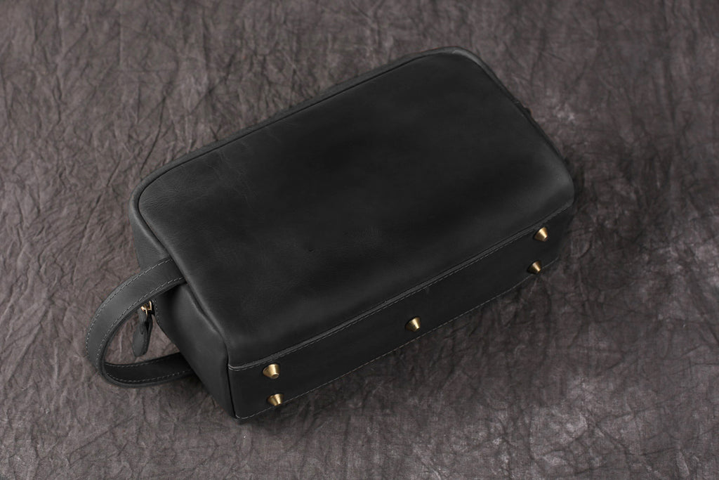 Groomsmen Gifts Personalized Leather Dopp Kit Toiletry Bag Groomsman Gifts Best Man Gifts