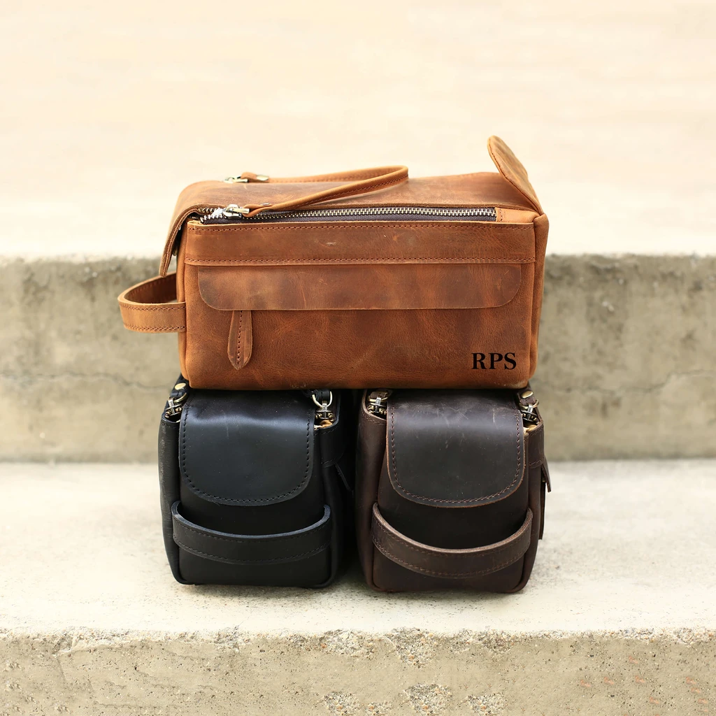 Unique Groomsmen Gift, Personalized Leather Toiletry Bag, Leather Dopp Kit