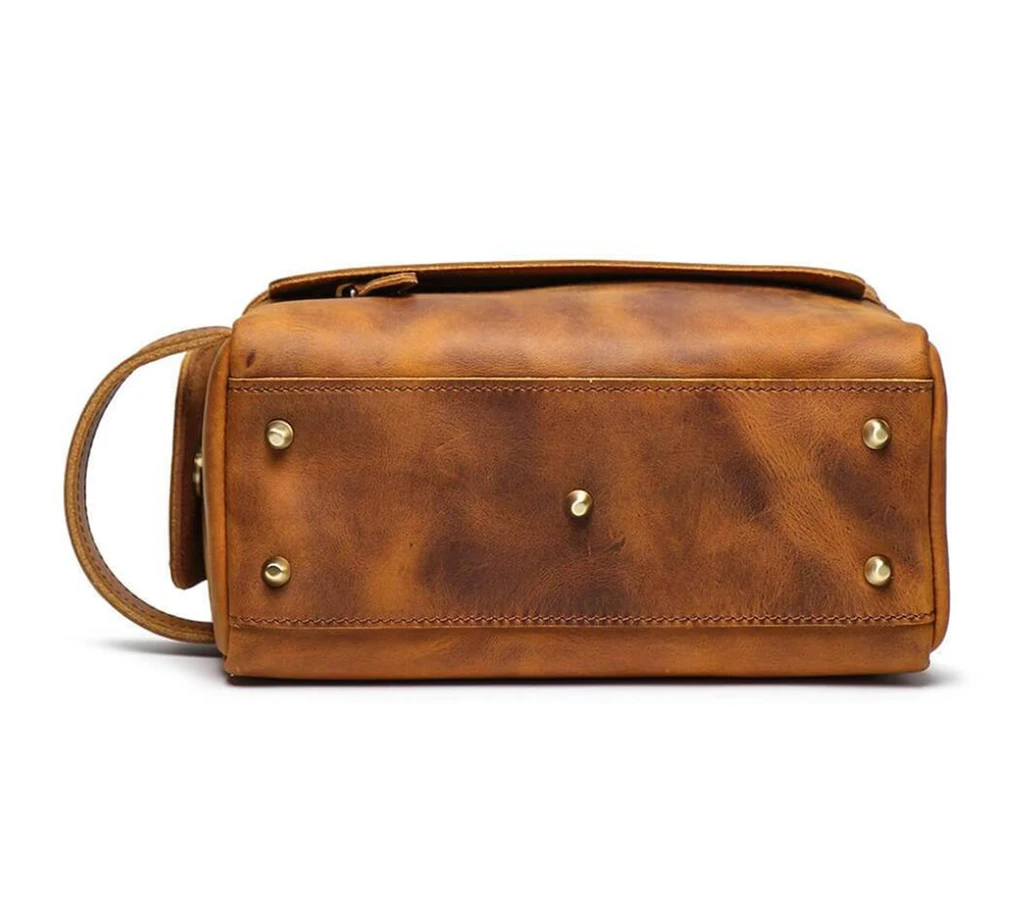Unique Groomsmen Gift, Personalized Leather Toiletry Bag, Leather Dopp Kit