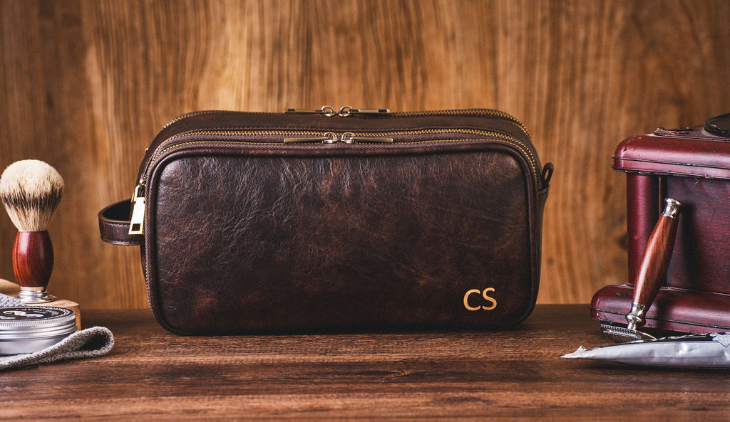 Personalized Groomsmen Gift, Men's Toiletry Bag, Vegan Leather Dopp Kit, Men's Travel Case