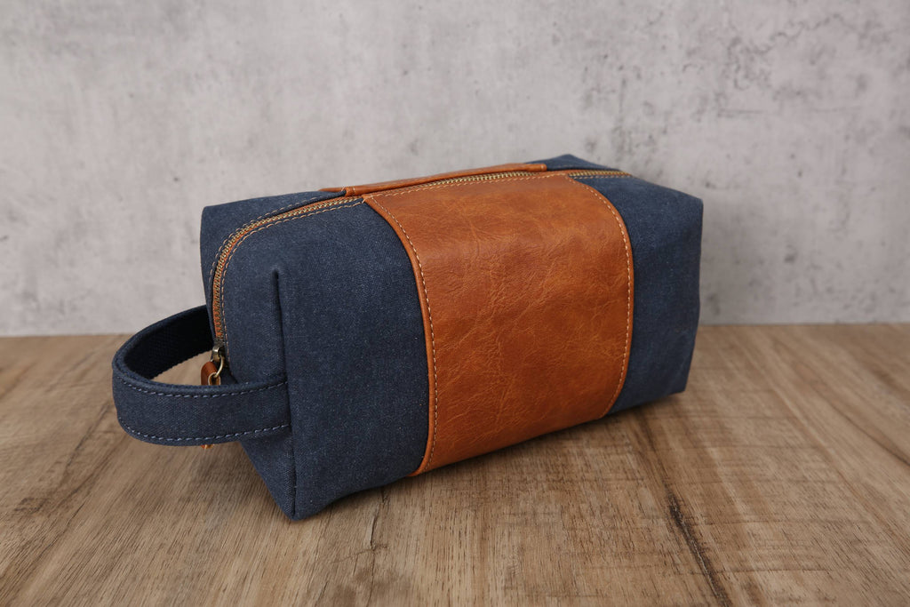 Personalized Groomsmen Gifts, Groomsmen Toiletry Bags, Wedding Gifts, Men's Dopp Kit