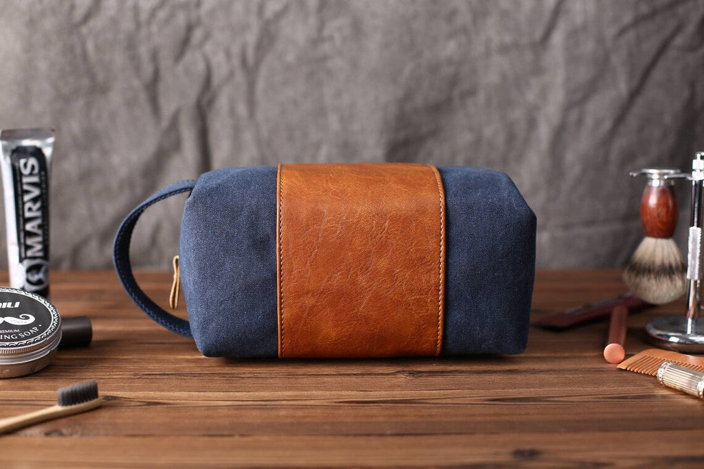 Personalized Groomsmen Gifts, Groomsmen Toiletry Bags, Wedding Gifts, Men's Dopp Kit