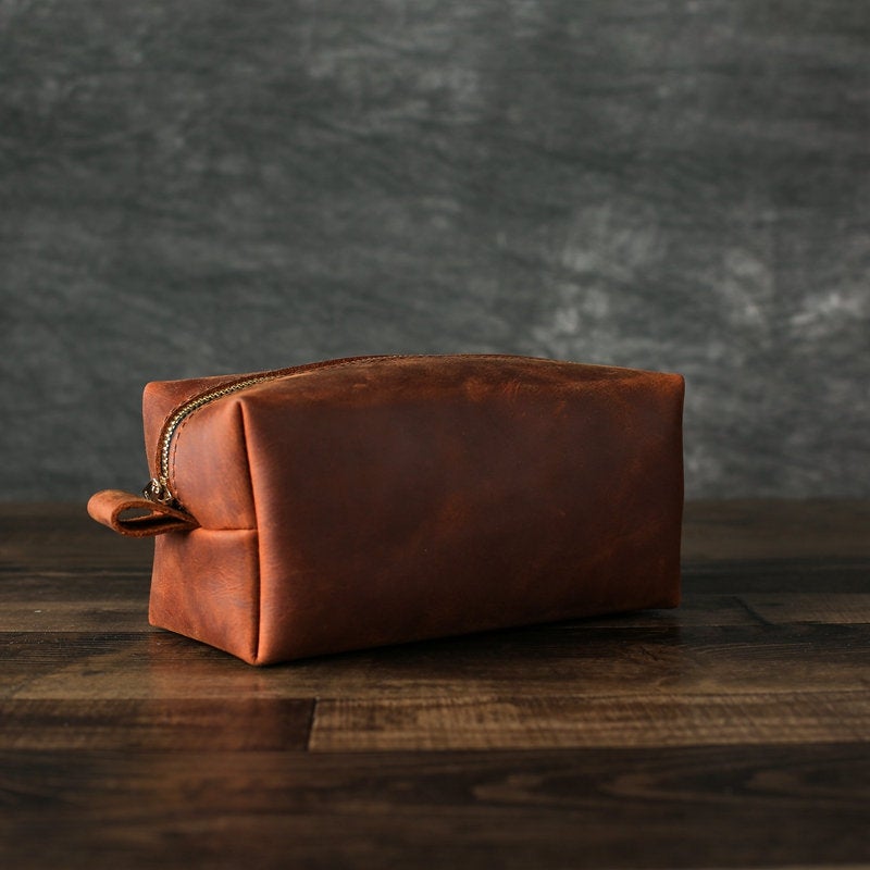 Groomsmen Gift Personalized Leather Toiletry Bag, Leather Dopp Kit